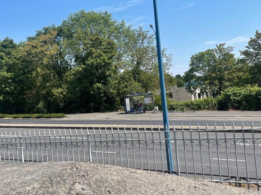 F3 Entier J - Proche Roissy-Villepinte-Paris 维列勒贝勒 外观 照片